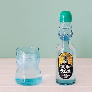 期間限定(貴重)大正、昭和　レトロ　ラベル付きラムネ瓶ビー玉付き3本まとめ売り 期間限定(貴重)大正、昭和 レトロ ラベル付きラムネ瓶ビー玉付き